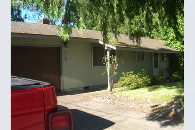 519 E 7th St, La Center, WA 98629 - Photo 1