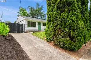 9007 N Curtis Ave, Portland, OR 97217 - Photo 1