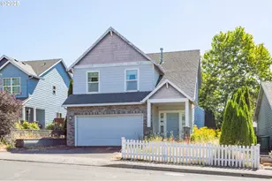 1011 SW View Crest Dr, Dundee, OR 97115 - Photo 1