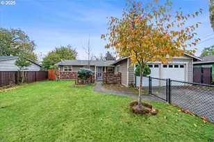 48 SE 195th Ave, Portland, OR 97233 - Photo 1