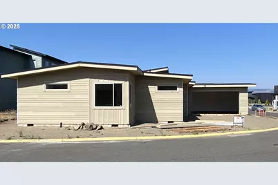 150 Southshore Ave, The Dalles, OR 97058 - Photo 1