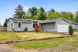 673 NW 9th St, Warrenton, OR 97146 - Photo 1