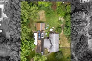 6611 NE Chestnut St, Hillsboro, OR 97124 - Photo 1