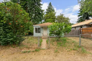 206 NE Laurel Ave, Myrtle Creek, OR 97457 - Photo 1