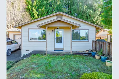 36 N Vernon St, Coquille, OR 97423 - Photo 1
