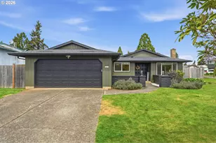 12311 Blue Ridge Dr, Oregon City, OR 97045 - Photo 1