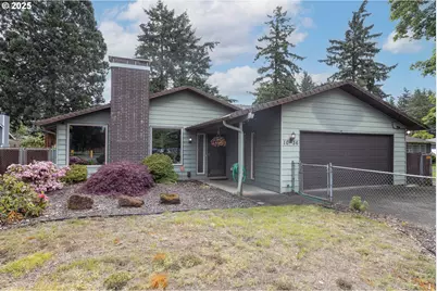 1036 SE 135th Ave, Portland, OR 97233 - Photo 1