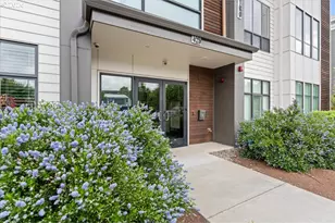 425 NE Bryant St, Portland, OR 97211 - Photo 1