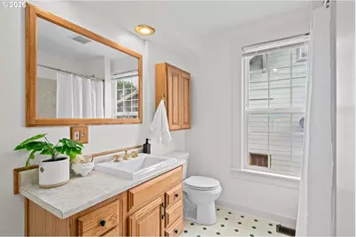 725 NE 79th Ave, Portland, OR 97213 - Photo 19