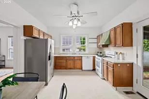 725 NE 79th Ave, Portland, OR 97213 - Photo 13