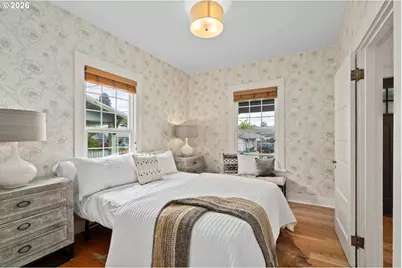 725 NE 79th Ave, Portland, OR 97213 - Photo 17