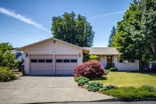 13297 Chippendale Ln, Oregon City, OR 97045 - Photo 1
