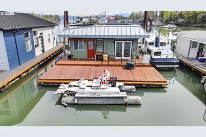 18989 NE Marine Dr #A7, Portland, OR 97230 - Photo 1