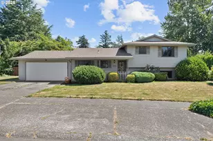 927 SE Sweetbriar Ln, Troutdale, OR 97060 - Photo 1