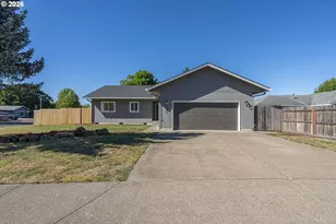 788 NE Blair St, Sheridan, OR 97378 - Photo 1