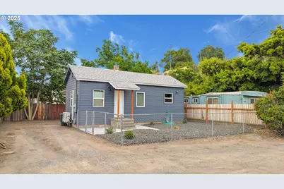 518 SW 14th St, Pendleton, OR 97801 - Photo 1
