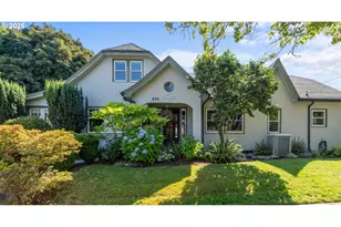 830 NE Cesar E Chavez Blvd, Portland, OR 97232 - Photo 1