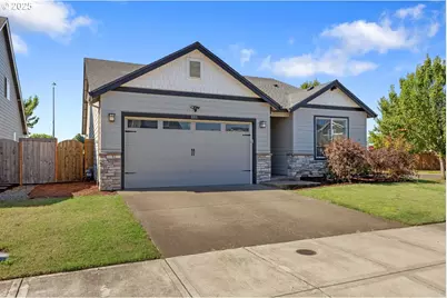 2211 SE 12th Ave, Canby, OR 97013 - Photo 1