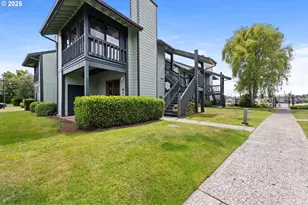 319 NE Skipanon Dr, Warrenton, OR 97146 - Photo 1