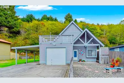 640 Clearlake Ave, Winchester Bay, OR 97467 - Photo 1