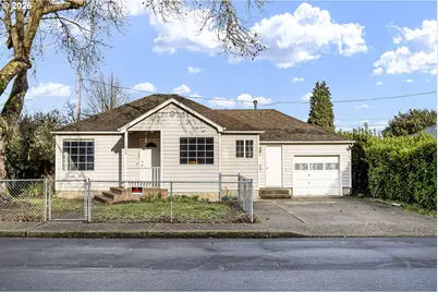 1666 W Myrtle Ave, Roseburg, OR 97471 - Photo 1