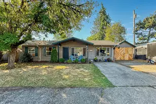 14202 SE Woodward St, Portland, OR 97236 - Photo 1