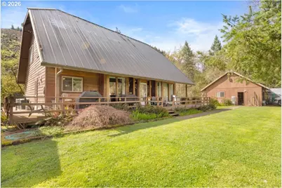 5089 N Myrtle Rd, Myrtle Creek, OR 97457 - Photo 1