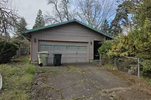 1885 SW 216th Ave, Beaverton, OR 97003 - Photo 1