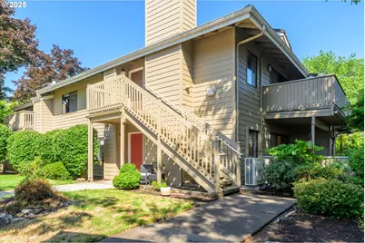 1911 Lake Isle Dr, Eugene, OR 97401 - Photo 1