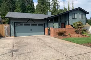 15415 SE Stohler Rd, Milwaukie, OR 97267 - Photo 1