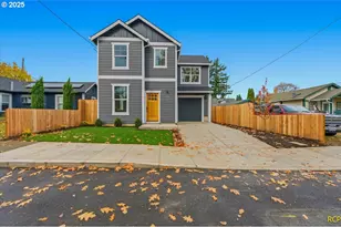 9017 SE Cooper St, Portland, OR 97266 - Photo 1