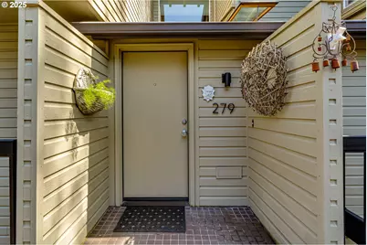279 Country Club Rd, Eugene, OR 97401 - Photo 1
