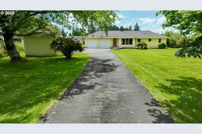 1070 E Harbor Dr, Warrenton, OR 97146 - Photo 1