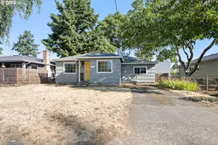 11761 SE Washington St, Portland, OR 97216 - Photo 1