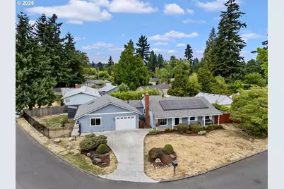 14119 SE Madison St, Portland, OR 97233 - Photo 1