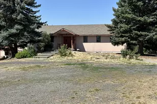 46576 Mission Rd, Pendleton, OR 97801 - Photo 1