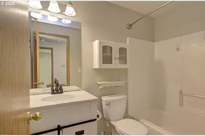 402 SE 5th Cir, Battle Ground, WA 98604 - Photo 13