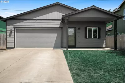 1232 W Quinalt St, Springfield, OR 97477 - Photo 1