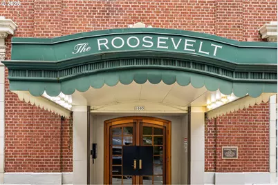 1005 SW Park Ave #607, Portland, OR 97205 - Photo 1