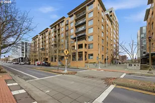 701 Columbia St, Vancouver, WA 98660 - Photo 1