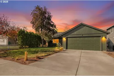 1155 SW 31st St, Redmond, OR 97756 - Photo 1