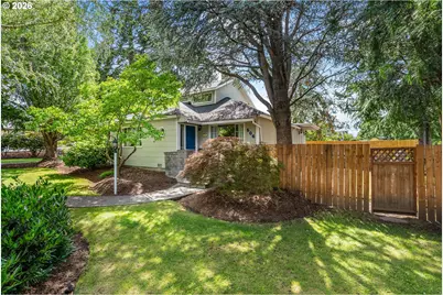 506 17th St, Hood River, OR 97031 - Photo 1