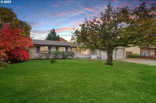 240 Dibblee Ln, Eugene, OR 97404 - Photo 1