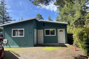 29 Easy St, Florence, OR 97439 - Photo 1