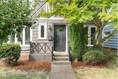 631 SE Peacock Ln, Portland, OR 97214 - Photo 1