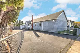 304 NE 80th Ave, Portland, OR 97213 - Photo 1