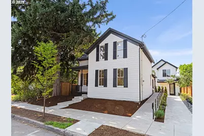 3721 N Michigan Ave, Portland, OR 97227 - Photo 1