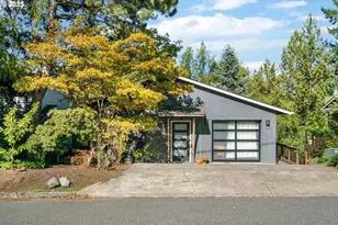 4211 SW Vesta St, Portland, OR 97219 - Photo 1