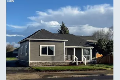 225 N Molalla Ave, Molalla, OR 97038 - Photo 1