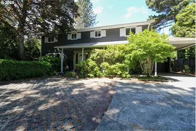 2155 N 11th St, Coos Bay, OR 97420 - Photo 1